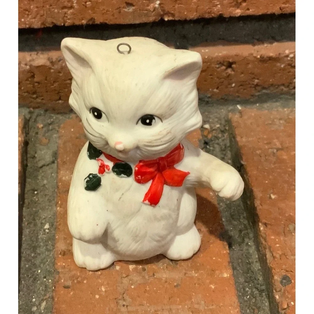 Vintage Glass‎ White Cat Kitten Red Bow Holly Christmas Ornament 3